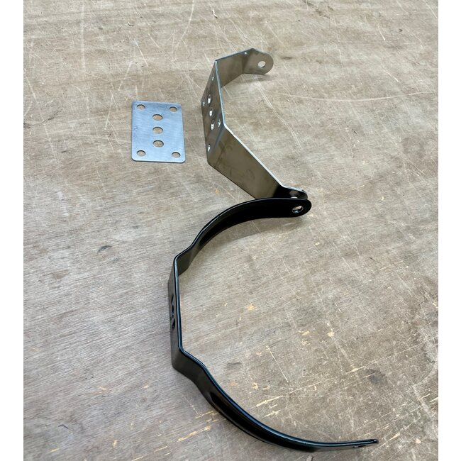 Driving lights brackets for grill and roof mounting