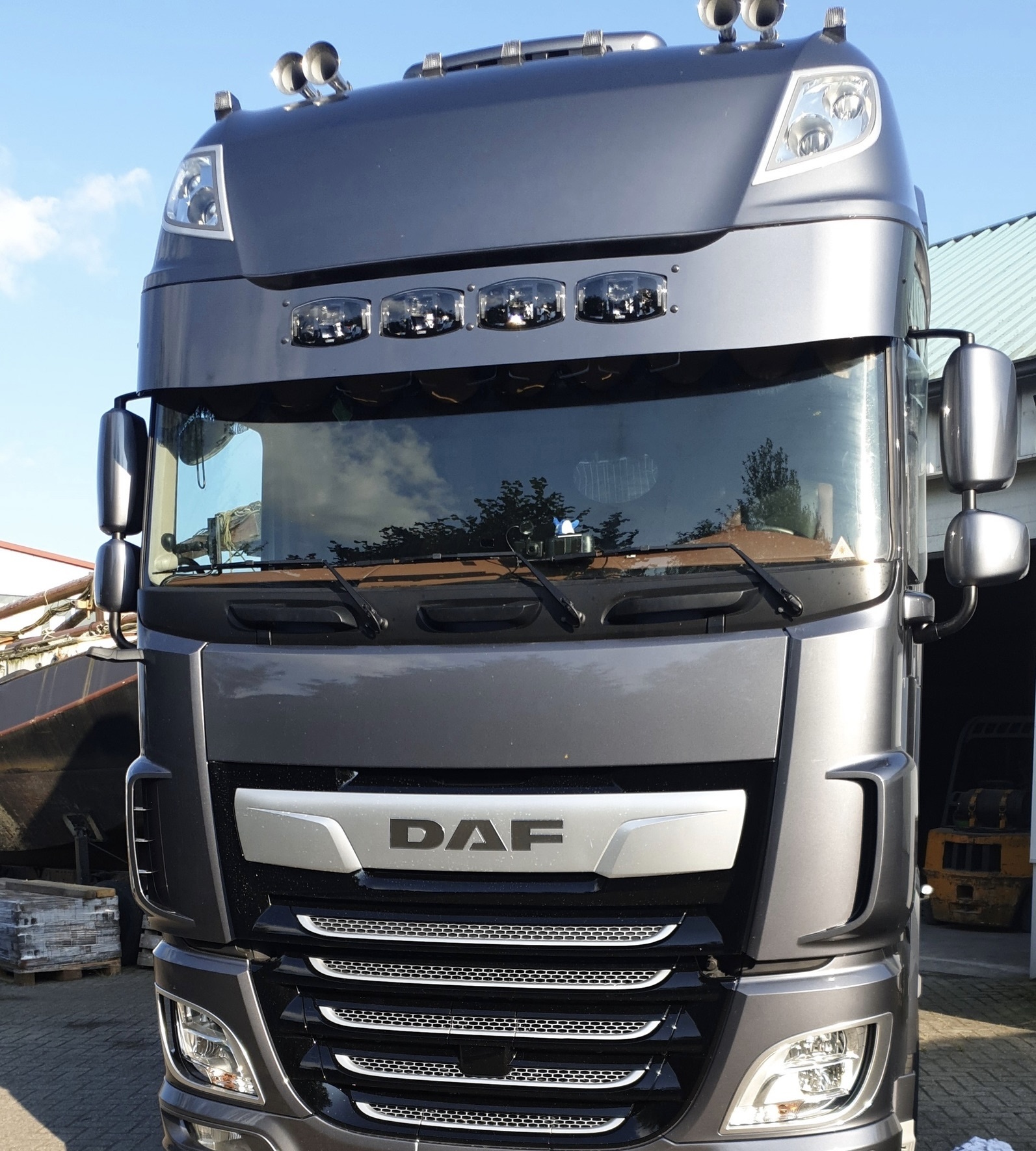 Ledson Orion+ LED verstraler met oranje en wit stadslicht!