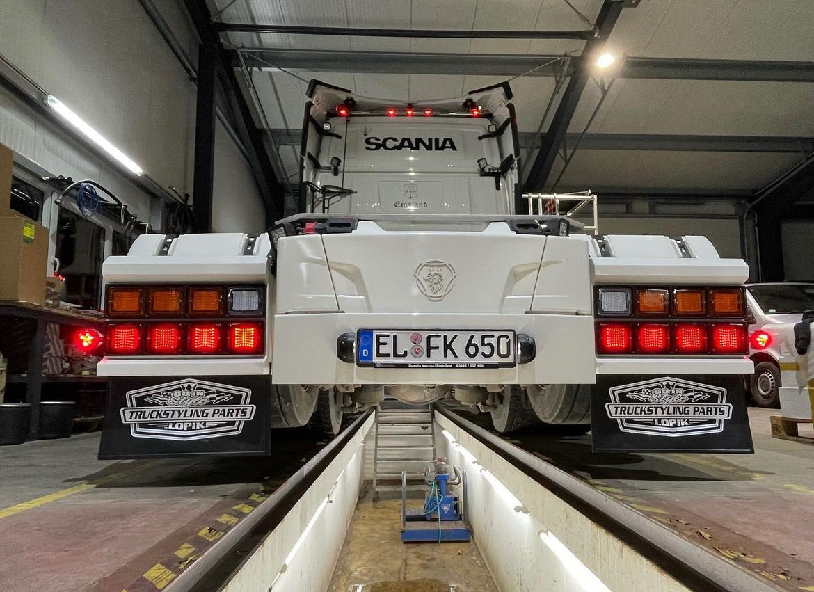 Turbo Truckparts Taillight system incl frames (set)