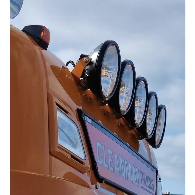 Driving lights brackets for grill and roof mounting