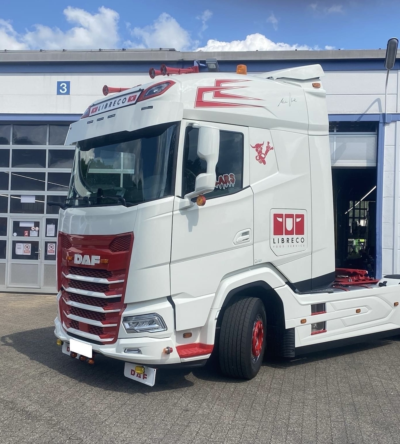 Fox Parts Zonneklep DAF  XF / XG 30cm