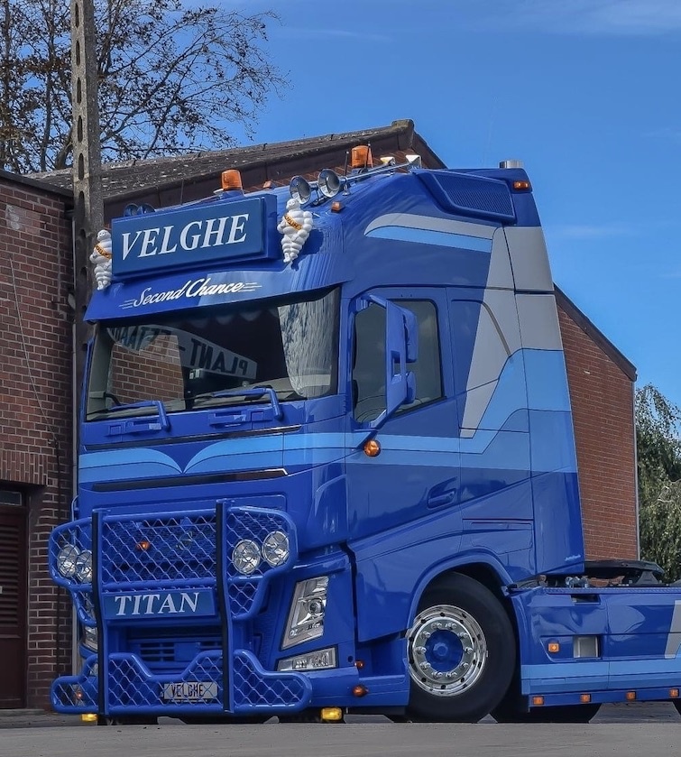 Vepro oy Volvo FH4 Frontplaat type 1