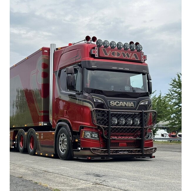 Solarguard Zonneklep Scania Nextgen met 5 lampgaten onderin!