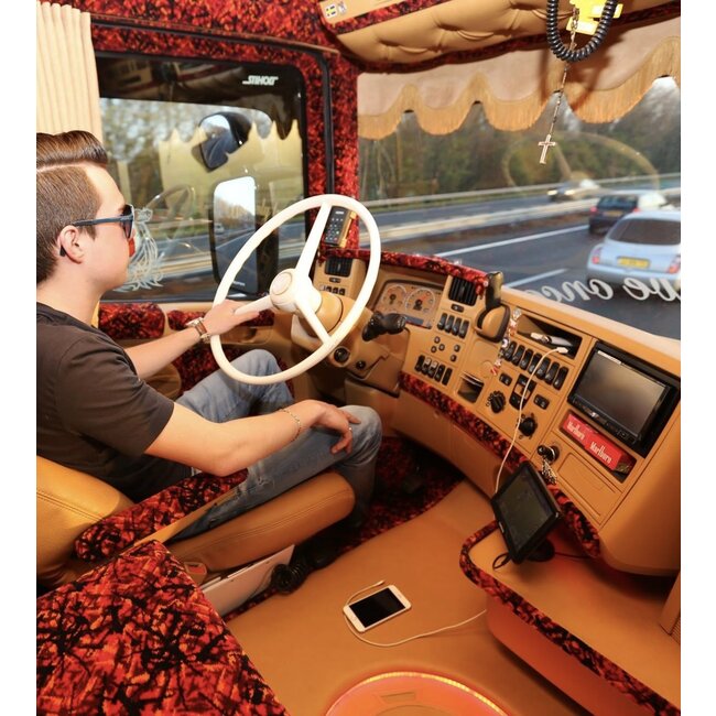 Retro driespaak stuurwiel voor je truck, beschikbaar in grijs, wit en zwart!