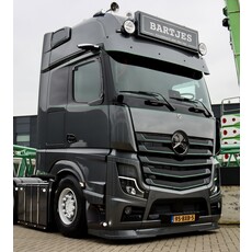 Fox Parts Fox Parts verlaagde zonneklep voor de Mercedes Actros