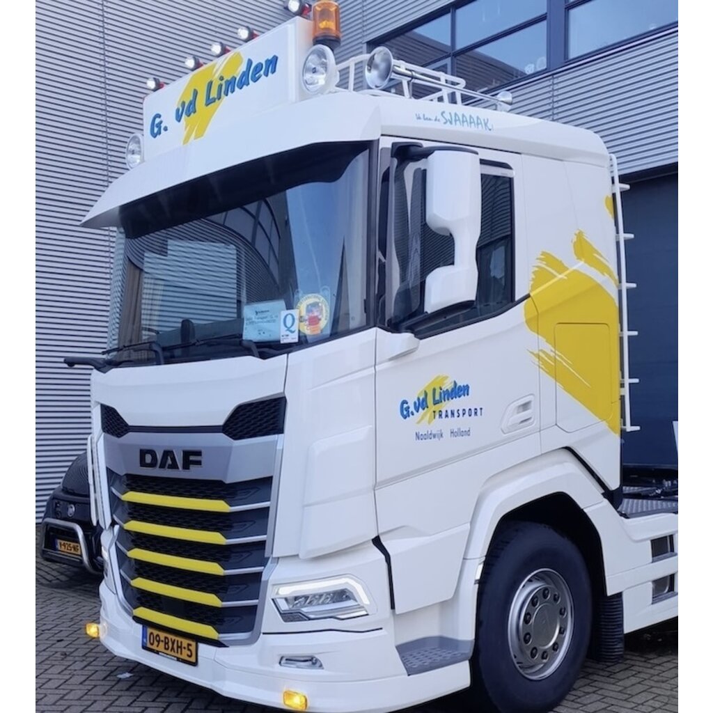 Fox Parts Fox Parts zonneklep voor een DAF XD en XF met plat dak