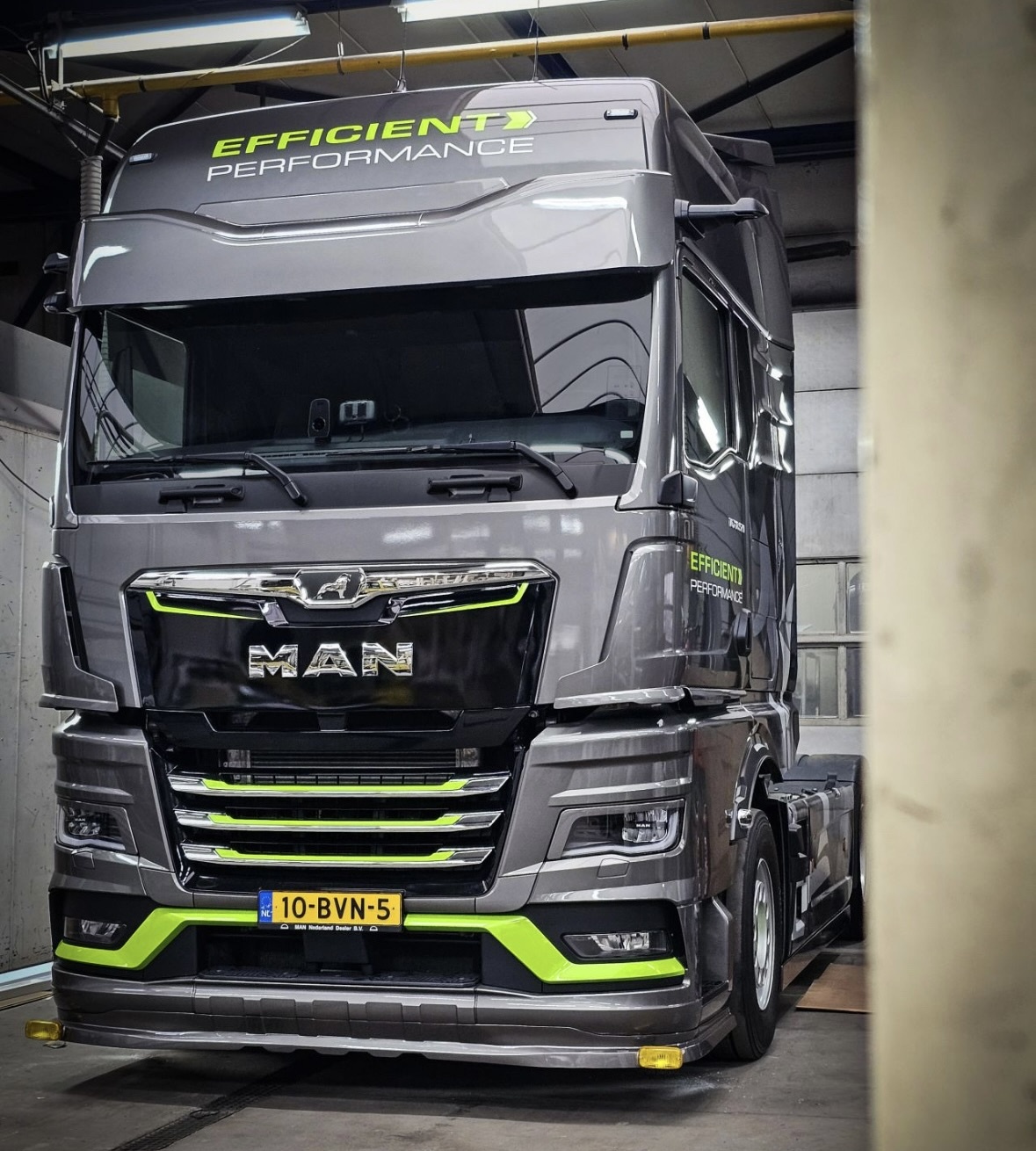 SolarGuard Zonneklep MAN TGX 2021 Glad