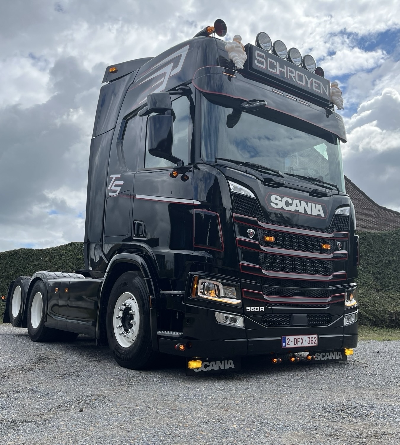 Solarguard Zonneklep Scania NG met lijn