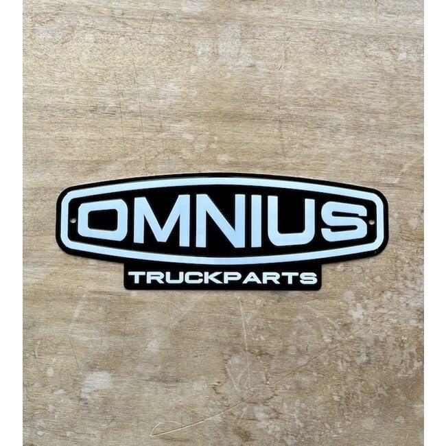 Omnius Truckparts bordje