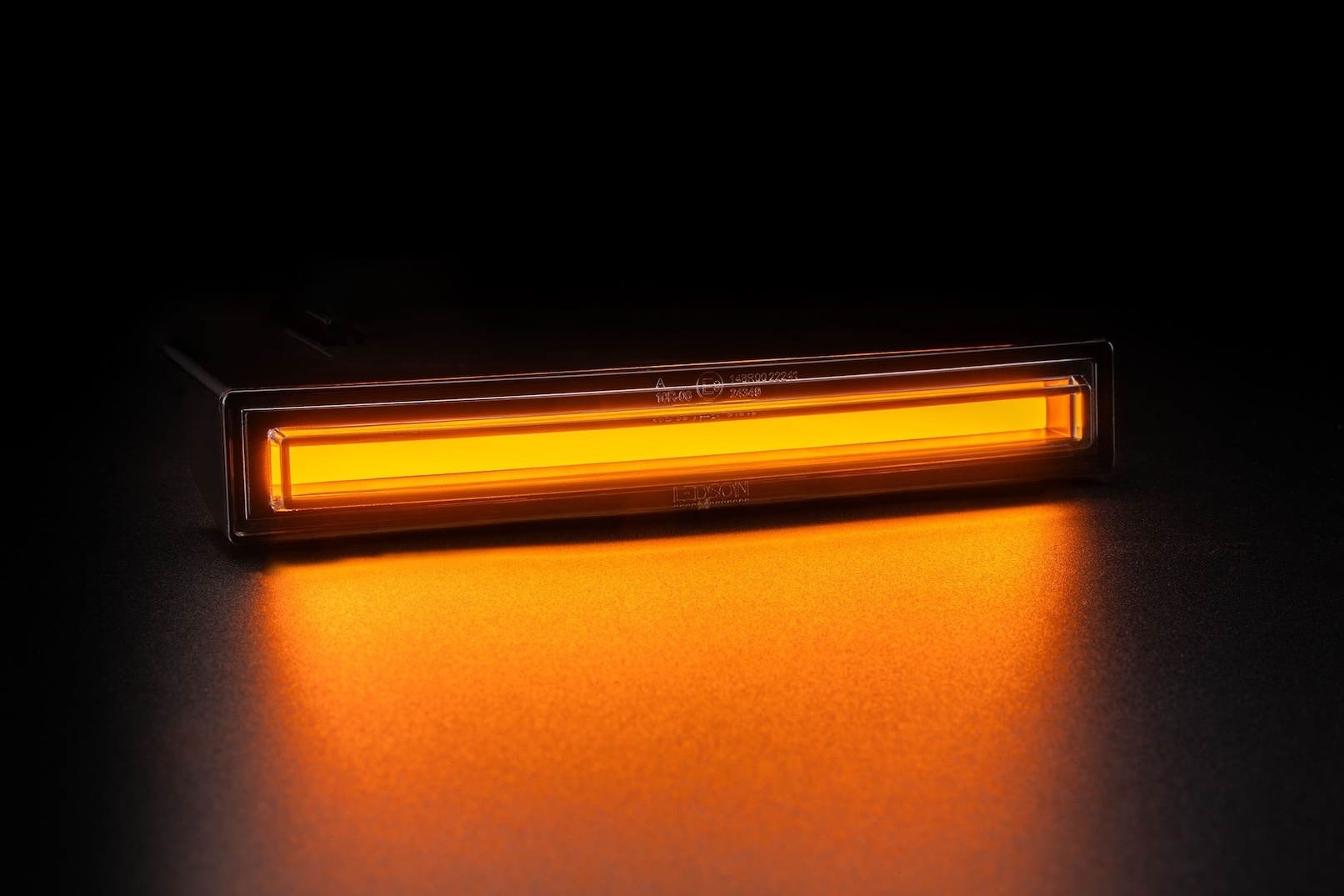 Optoline NG+ zonnekleplamp voor Scania NextGen wit/oranje