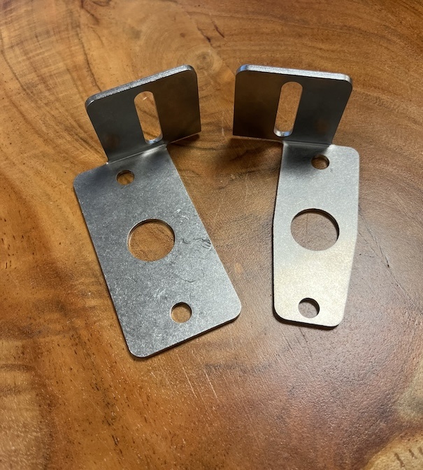 Turbo Truckparts Breedtelamp steunenset Scania NG voorzijde