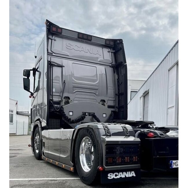 Scania 4/R-serie Roof Spoiler Lightbar