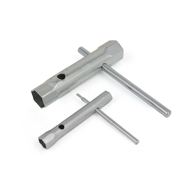 Complete steering wheel puller set for three-spoke steering wheel