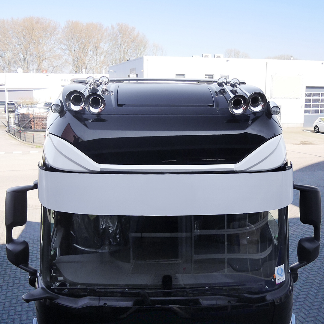 Turbo Truckparts DAF XG+ skylight covers (set)