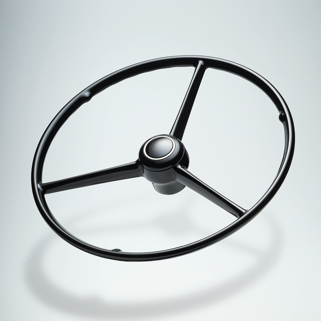 Omnius Three-spoke Steering Wheel 53cm Black