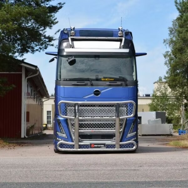 Bull bar Freeway V37 Volvo FH4/FH5