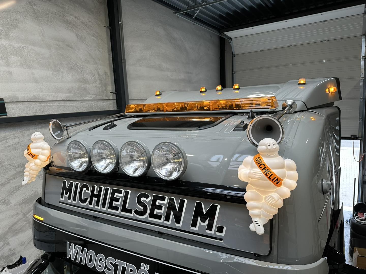 Scania NG Roof Strip
