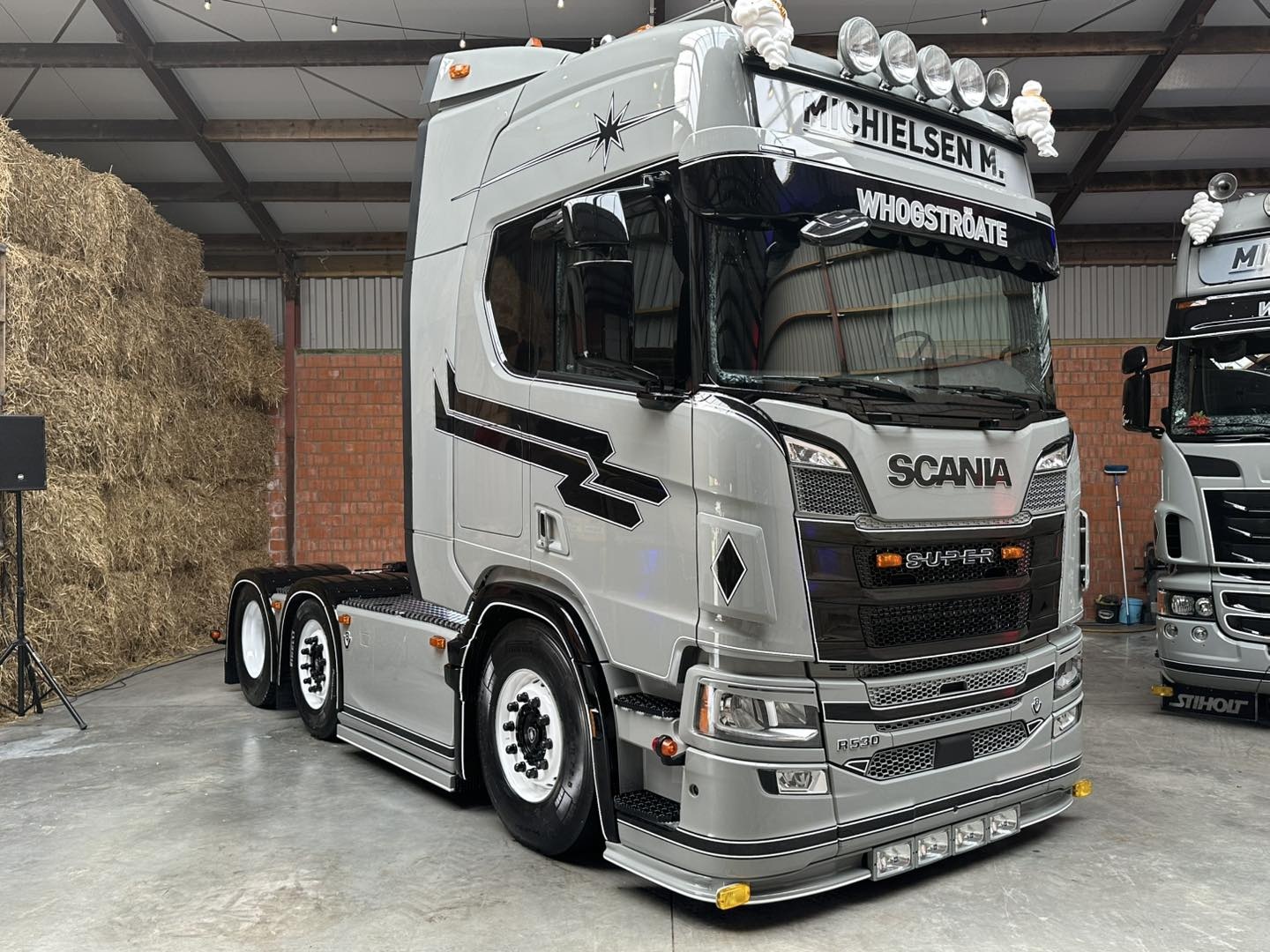 Scania NG Roof Strip