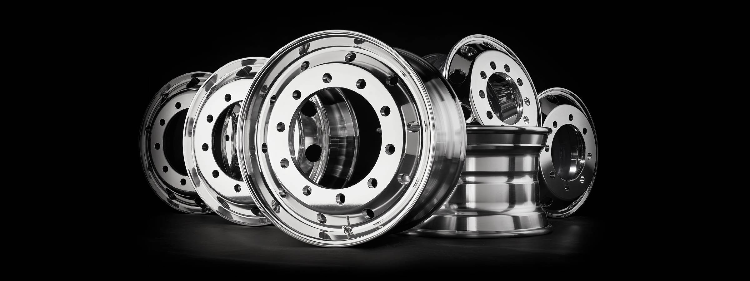 The first premium Chrome-Aluminum wheels