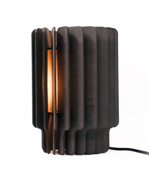 Van Tjalle en Jasper Nova tafellamp