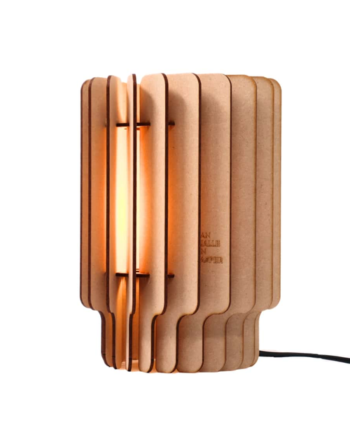 Van Tjalle en Jasper Nova tafellamp