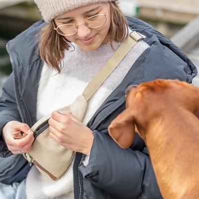 Trixie Trixie be nordic heuptas / slingtas zand Trixie Trixie be nordic heuptas / slingtas zand