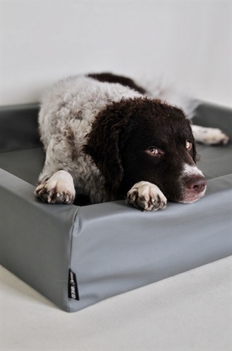 Bia Bia bed kunstleer hoes hondenmand grijs Bia Bia bed kunstleer hoes hondenmand grijs