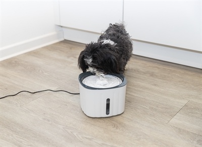 Trixie Trixie drinkfontein flower kunststof wit / grijs Trixie Trixie drinkfontein flower kunststof wit / grijs