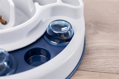 Trixie Trixie dog activity slide & feed Trixie Trixie dog activity slide & feed