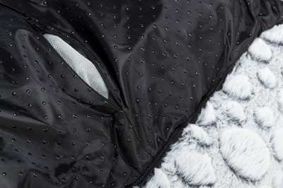 Trixie Trixie hondenmand mila hoekig pluche wit / grijs