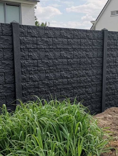 Beton schutting Casa Borsica