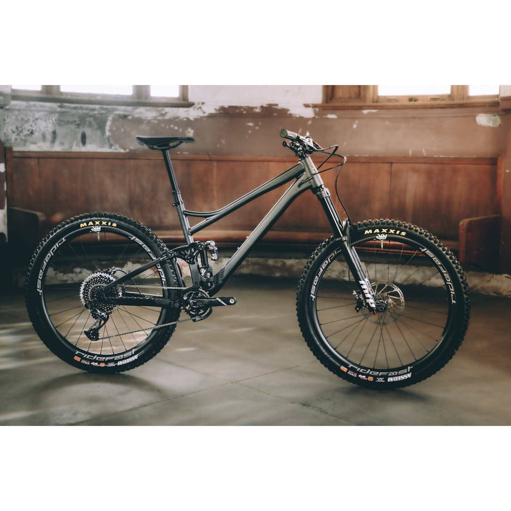 Banshee Bikes