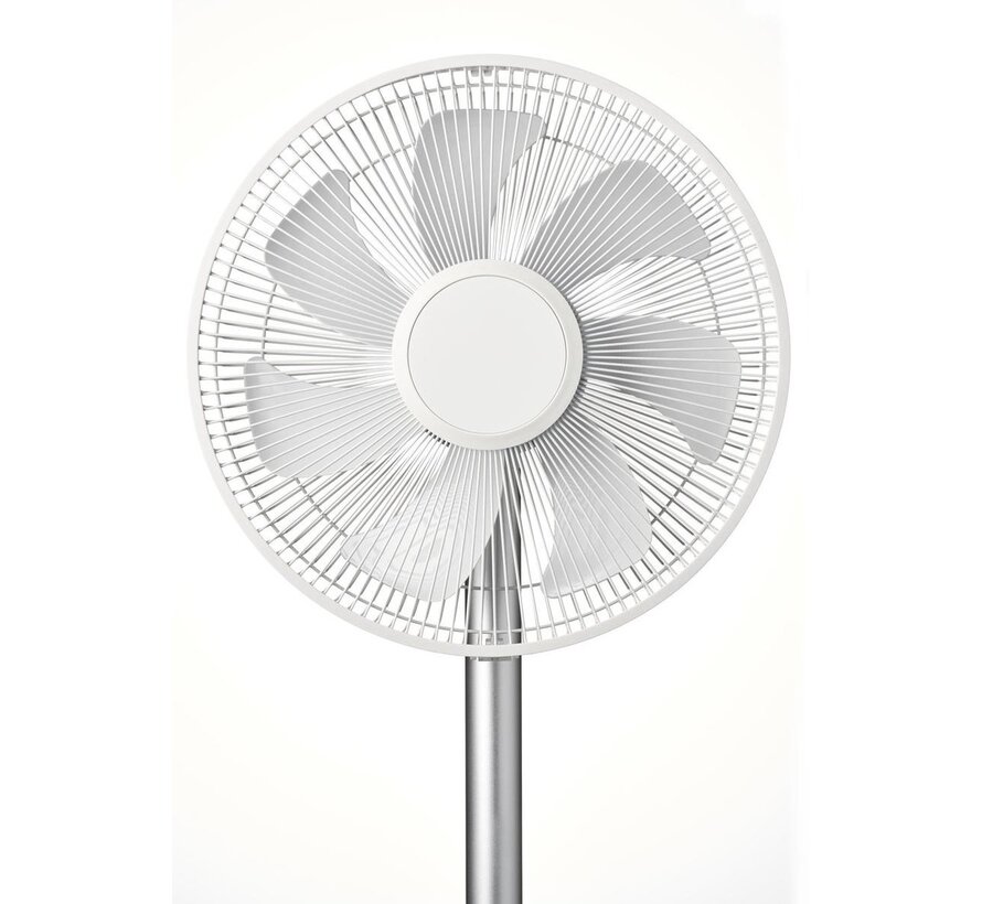 Ventilateur Solis Eco Silent 7584  - Ventilateur avec télécommande - Extrêmement silencieux - 88 cm de haut - Argent