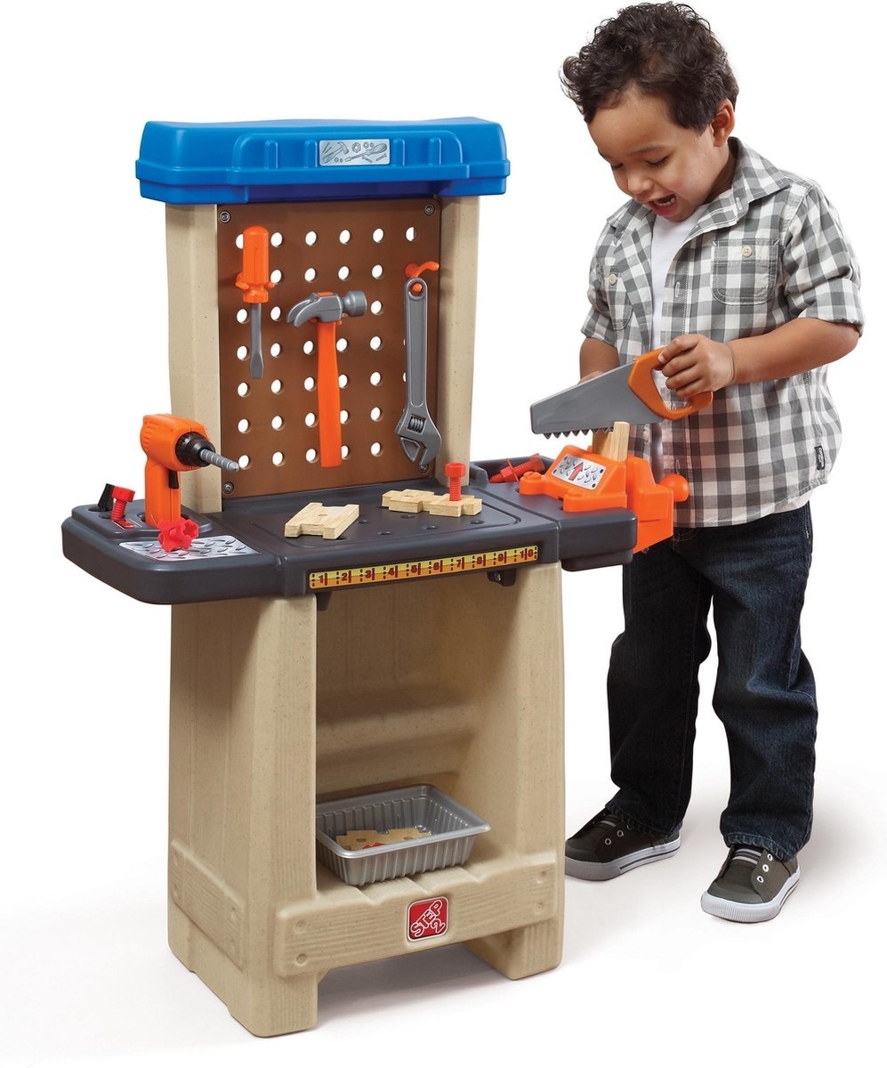 Step2 Handy Helper's Workbench - Ensemble d'accessoires et kit de construction Durafoam inclus.