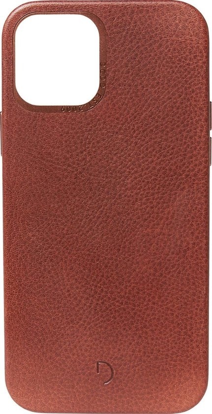 Coque arrière en cuir DECODED - iPhone 12 Pro Max - Cuir européen de haute qualité - Coque avec boutons en métal - Technologie magnétique d'Apple - Marron