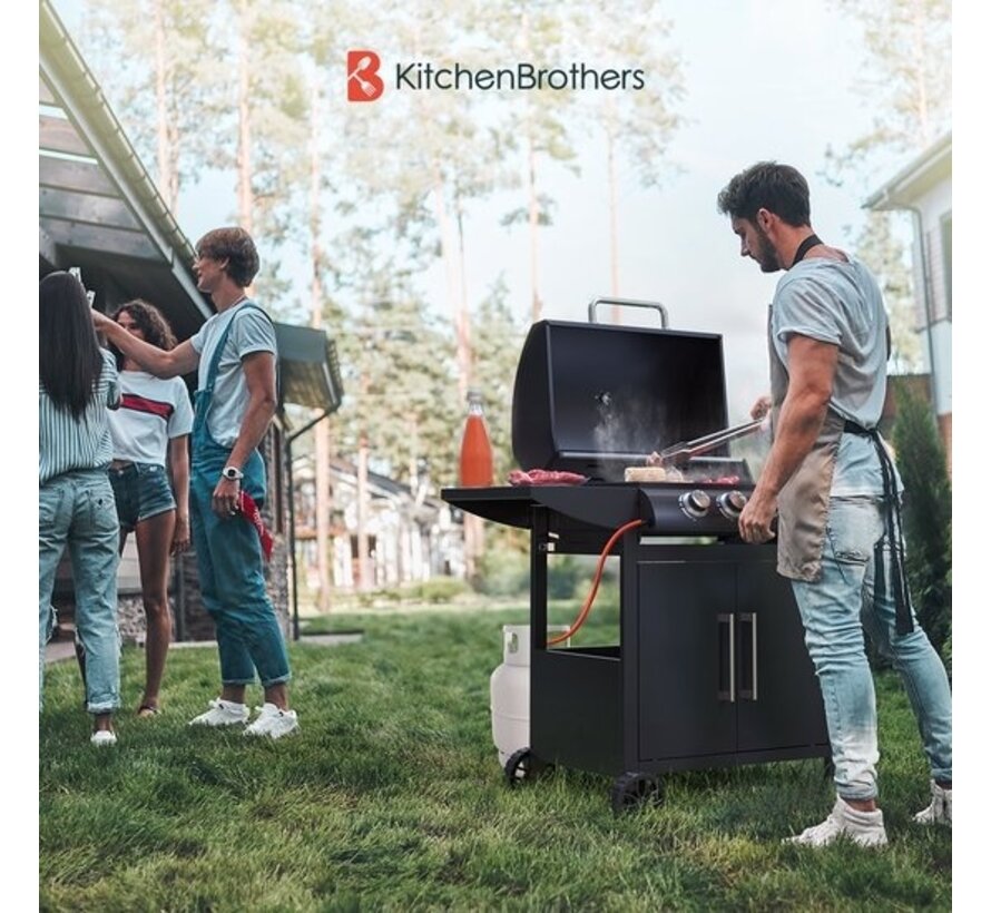 "Barbecue à Gaz avec Brûleur Latéral - KitchenBrothers Gas BBQ - 5 Brûleurs - Raccordement au Gaz Inclus - Surface de Cuisson de 42x57cm - Rangement Supplémentaire - Design Noir Élégant"