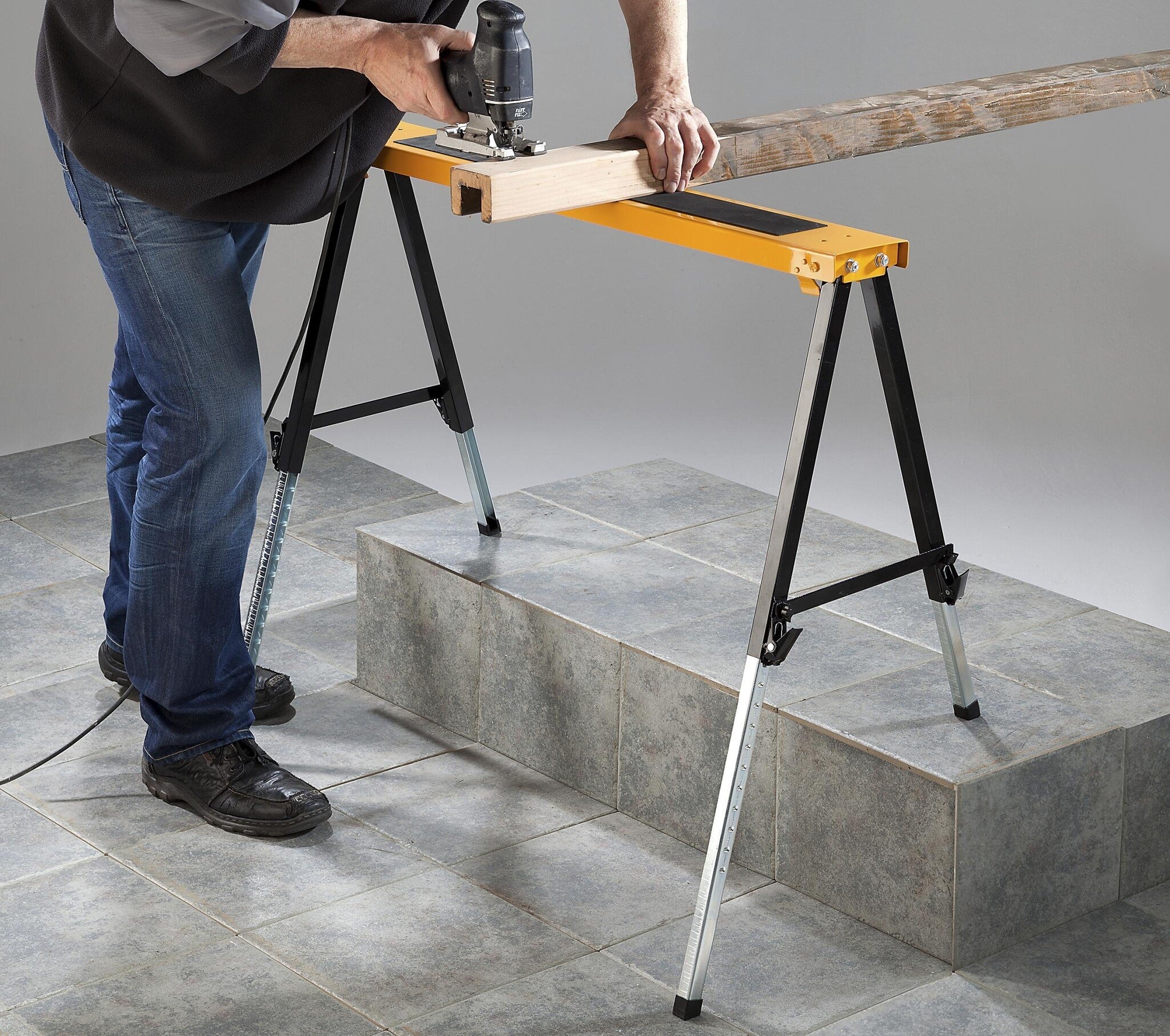 Tréteaux de travail - Westfalia - Pliable - Réglable en hauteur - Capacité 150 kg - 99,5 x 65 x 43 cm