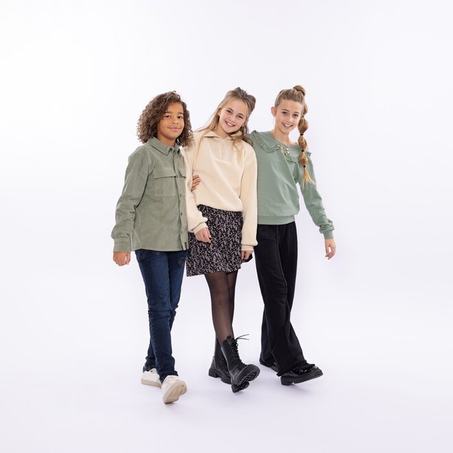 No Way Monday girls sweatshirt soft green embroidery collar