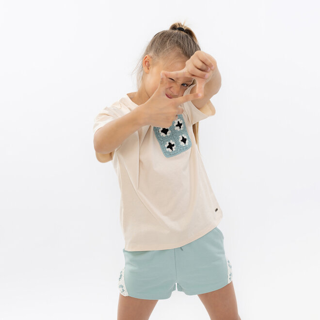 No Way Monday Mädchen Jogging-Shorts türkis mit Häkelverzierung