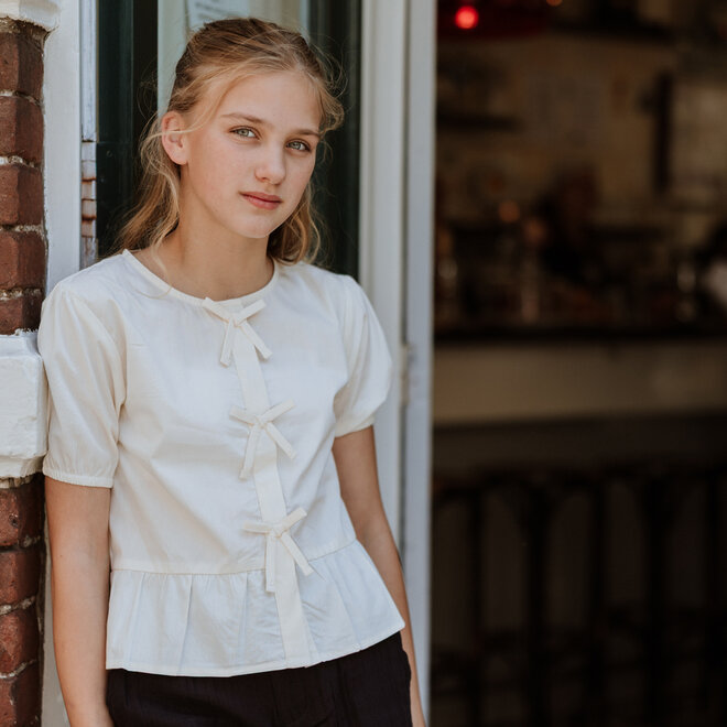 No Way Monday meisjes blouse off white strikjes 100% katoen