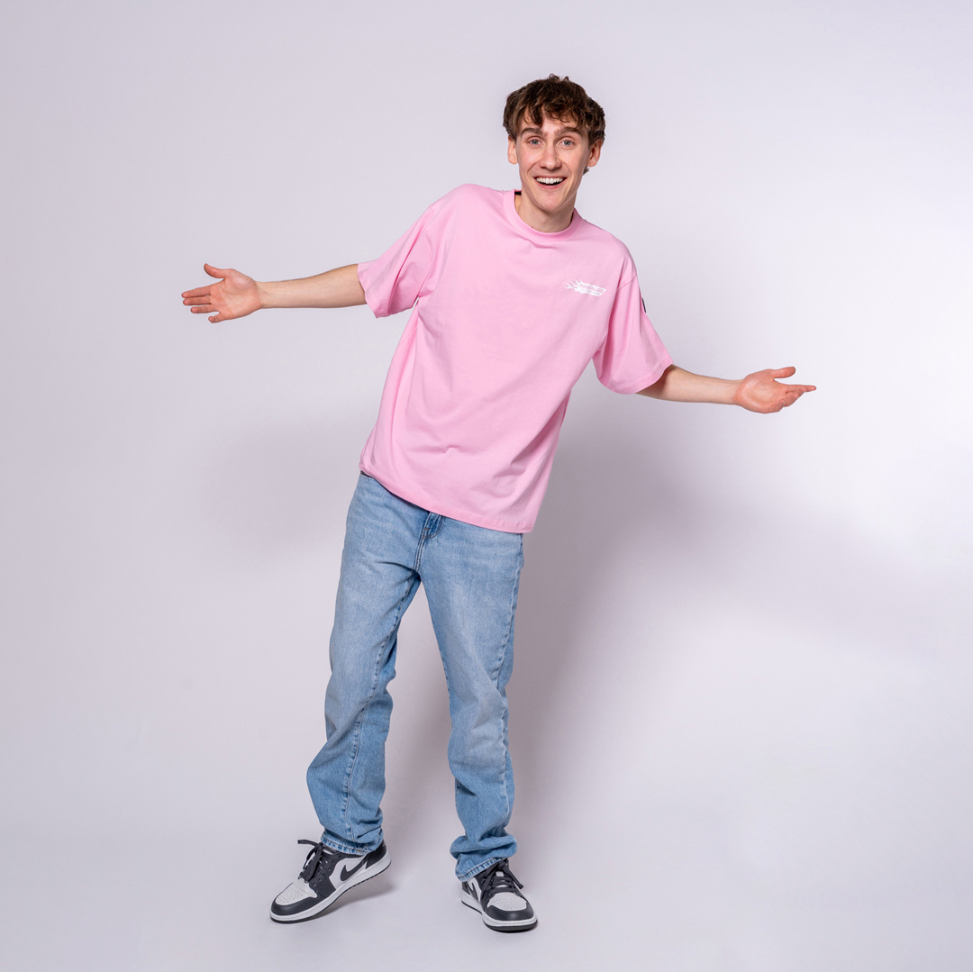 No Way Monday X JOB Dutchtuber T-shirt lichtroze Nostalgie