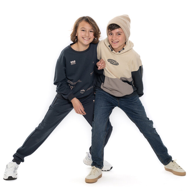 No Way Monday jongens sweater donkergrijs graphics