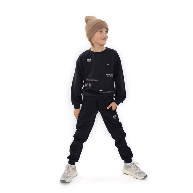 No Way Monday jongens sweater zwart graphics