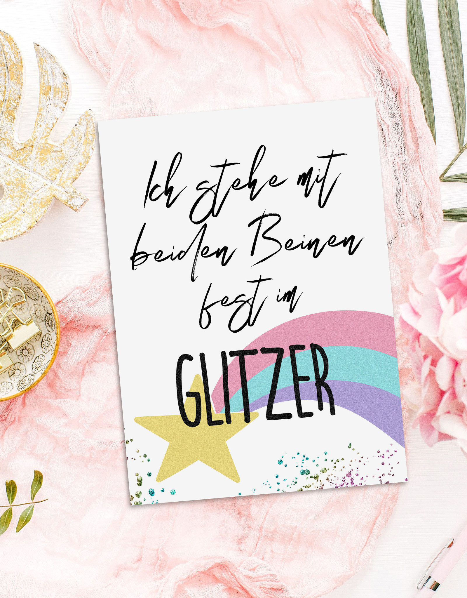 Postkarte Ich steh mit beiden Beinen fest im GLITZER Sprüchekarte Geschenk Freundin