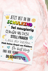 Postkarte Schulanfang SCHULKIND BUNT Geschenk Einschulung