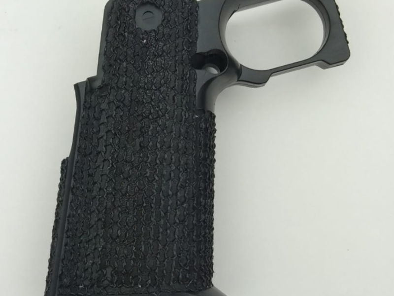 B.C.P Stippled grip “Chainlink”