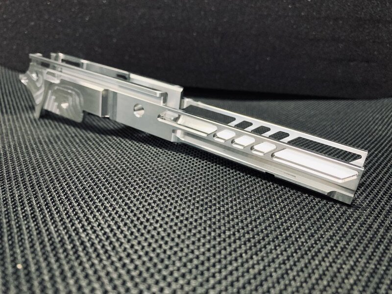 Dr. Black Aluminum 4.3 Advance frame-03 Railed
