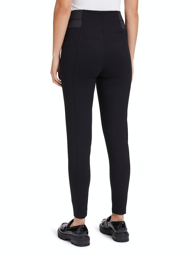 Betty Barclay Broek Zwart  6814-1022