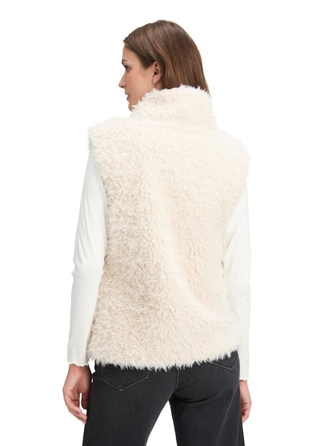 Betty & Co Bodywarmer Ivoor 4453-3226