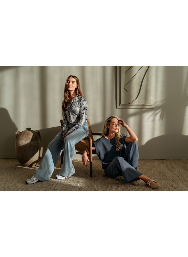 &Co Woman Shirt Jeansblauw Danae TO349&Co Woman Shirt Jeansblauw Danae TO349